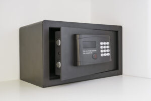 Camera Classic Park View: cassaforte elettronica in camera